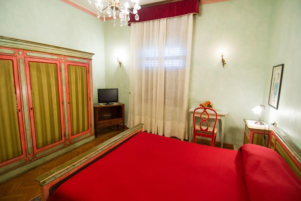 Hotel I Due Foscari Буссето Номер фото